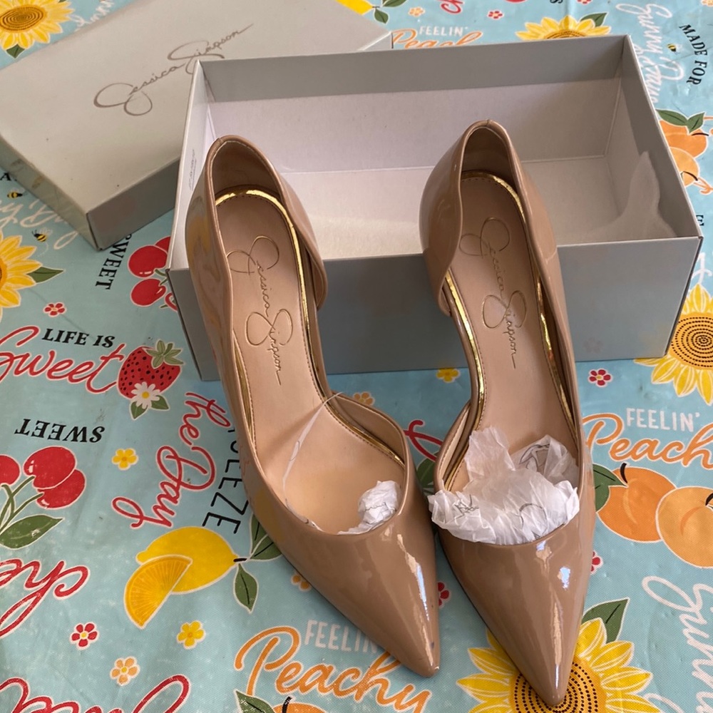 Jessica Simpson Heels Shoes Claudette Nude Beige Tan 8 M Patent
